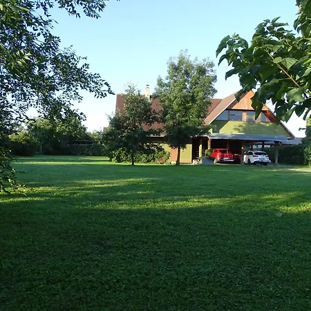 Pod Vapenkami Apartmán